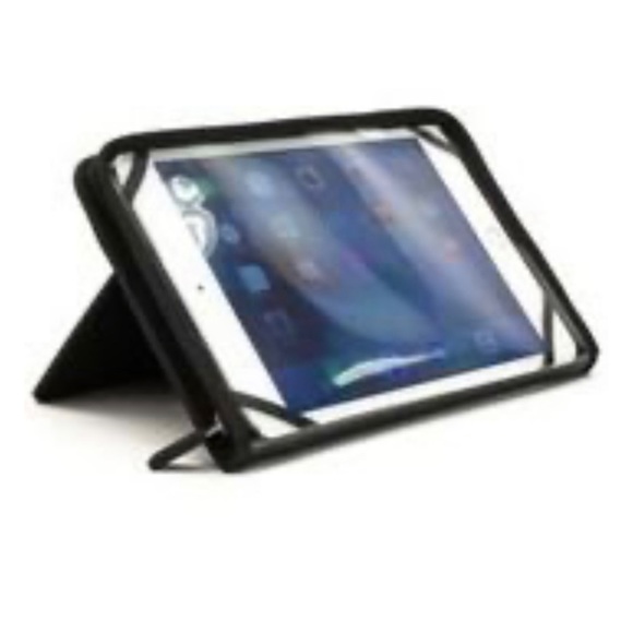 Blackweb Water Resistant Tablet Case - Picture 3 of 6